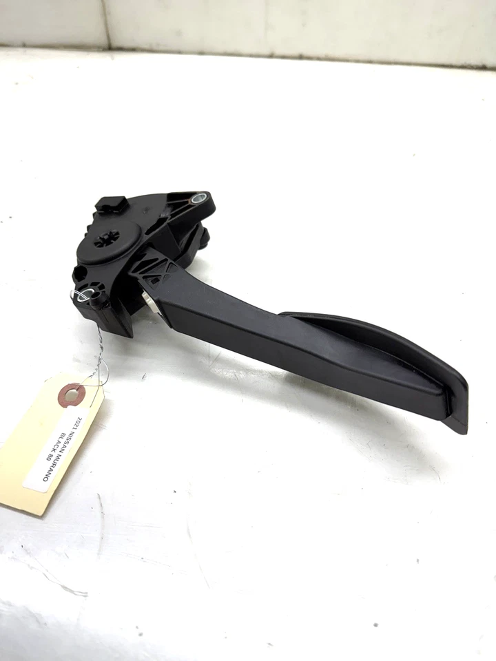2017-2024 Nissan Murano OEM Accelerator Gas Pedal - Image 2 of 4