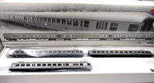 Märklin 41275 H0-AC-Personenwg. Set 3-tlg. DB LED-Innenbel. u. Figuren / Insider