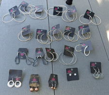 Paparazzi Accessories Fashion earrings pierced asst 21 pc lot new w/card