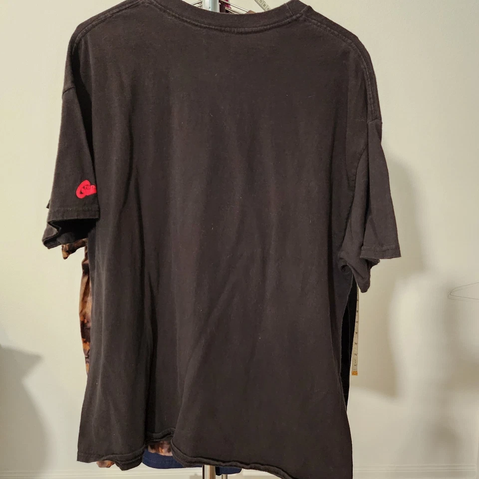 Batman Beyond Red Bat Logo T-Shirt Graphitti DC Comics 1998 Design Size XL - Image 2 of 4