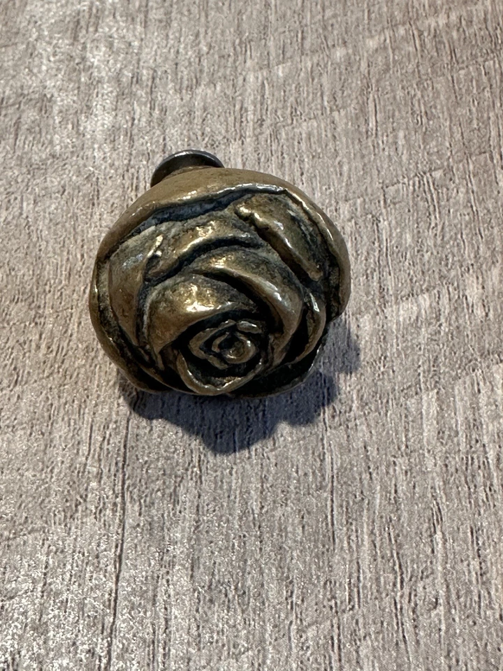 Victoriano Floral Hojas de Rosa Latón Soporte de Papel Higiénico Toallero Barra Anillo Drwr Tiradores Foto 3 de 4