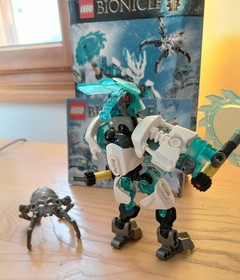 LEGO BIONICLE: Protector of Ice (70782) Complete with box and instructions