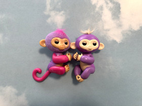 Fingerlings 7 Baby Monkey & 2 unicorn lot different WowWee used