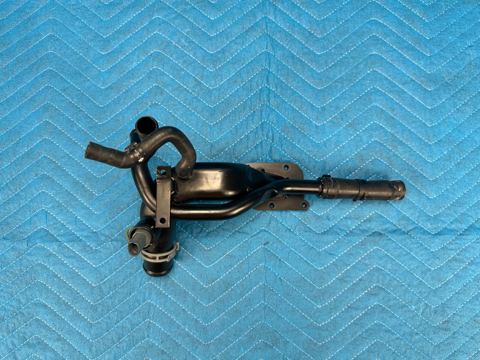 Bentley Contin Flying Spur Engine Coolant Water Pipe Tube Hose 29k 2006-2012 OEM