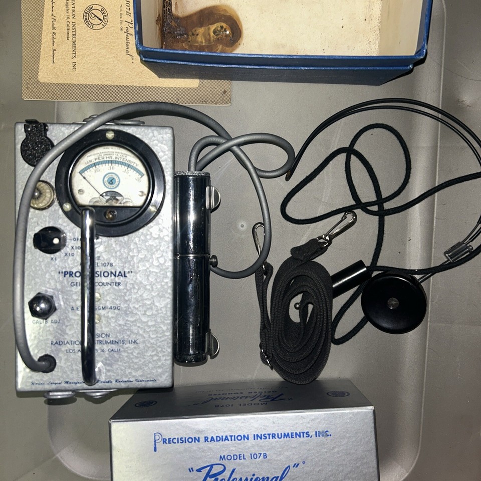 Vintage Precision Radiation Instruments Model 107B Professional Geiger