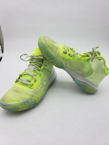 kyrie flytrap iv basketball shoe