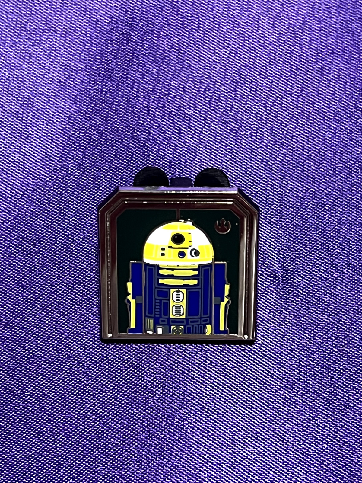 R2-B1 Droid - Walt Disney World Hidden Mickey Mystery Pouch Pin - NEW From Set 3