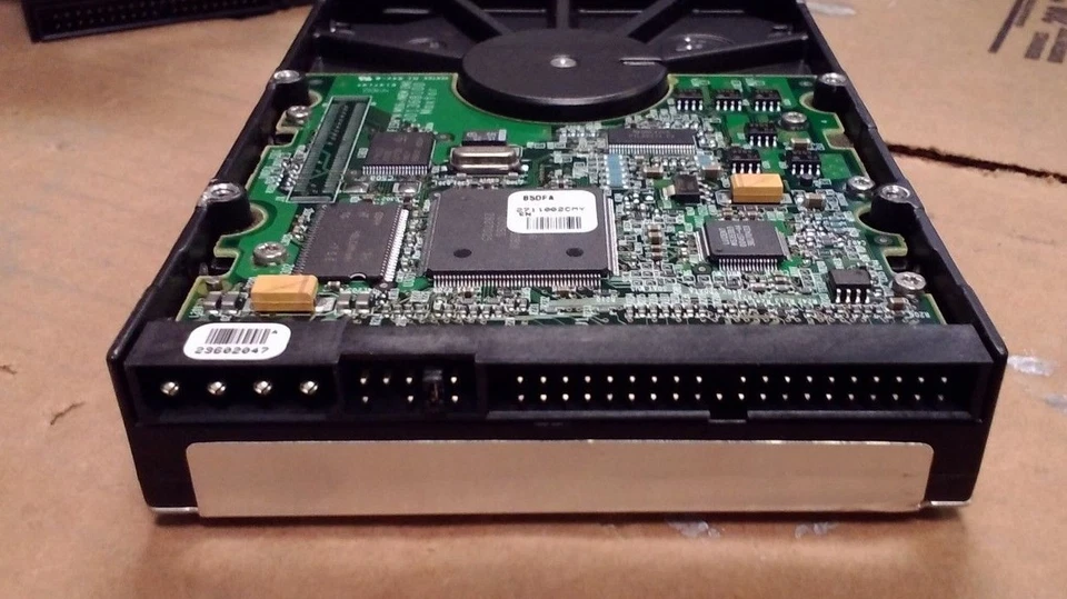 Dell 20 GB Internal 7200 RPM 3.5 97HYJ Hard Drive - Image 2 of 2