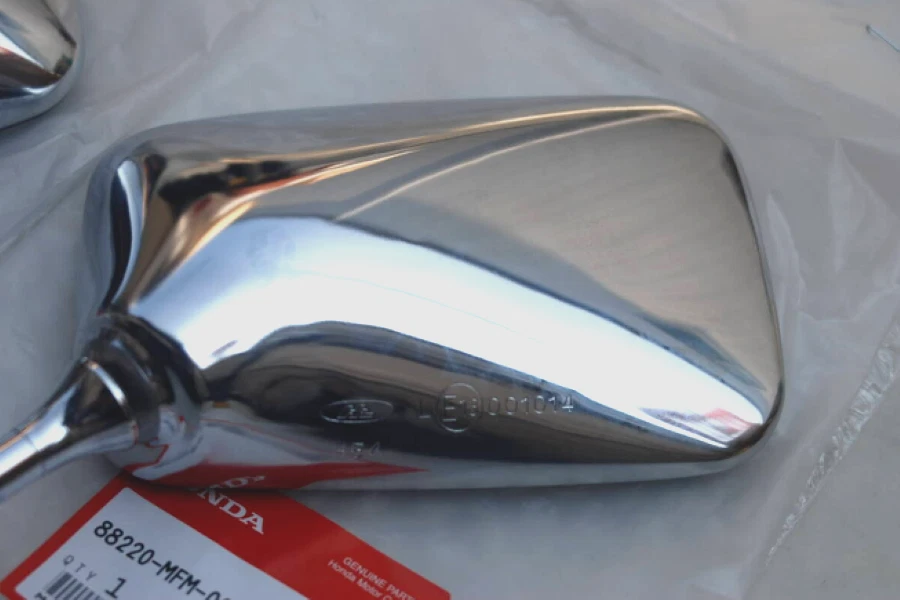 本田 CB400SF NC42 Revo 镜子正品 88210-MFM-000 右,左 M10 毫米 新日本 — 第 2/4 张图片