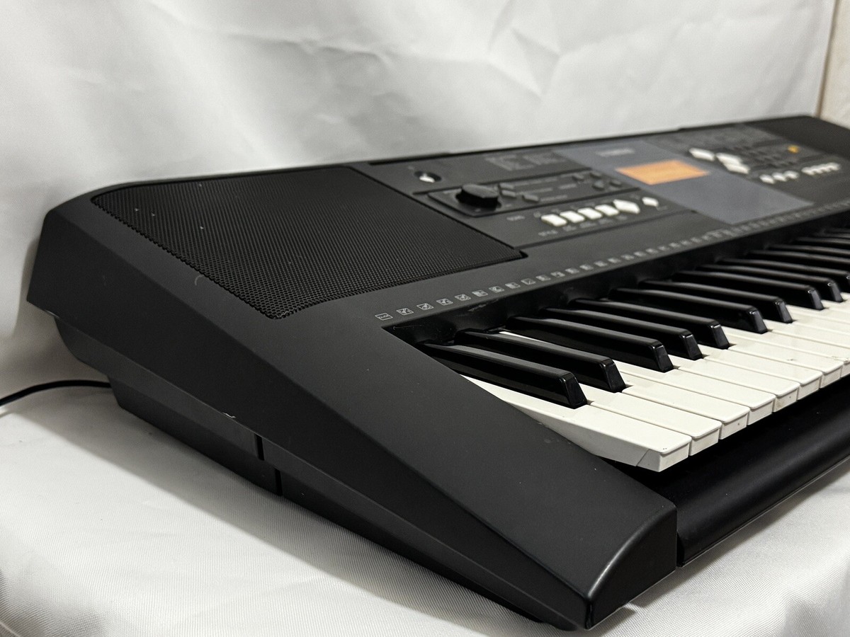 Yamaha PSR-E333 Musical Digital Keyboard 61-Key Piano With AC