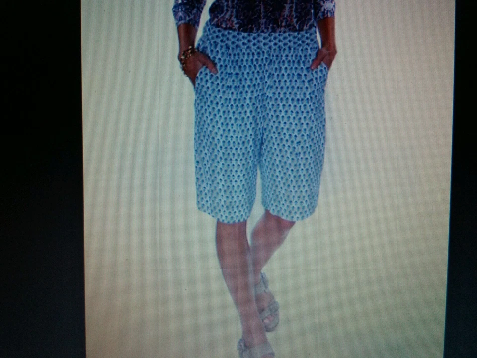 Pantalones cortos con estampado de tulipán Rebecca Taylor Ditsy, talla 6, nuevos con etiquetas, $250 Foto 3 de 4