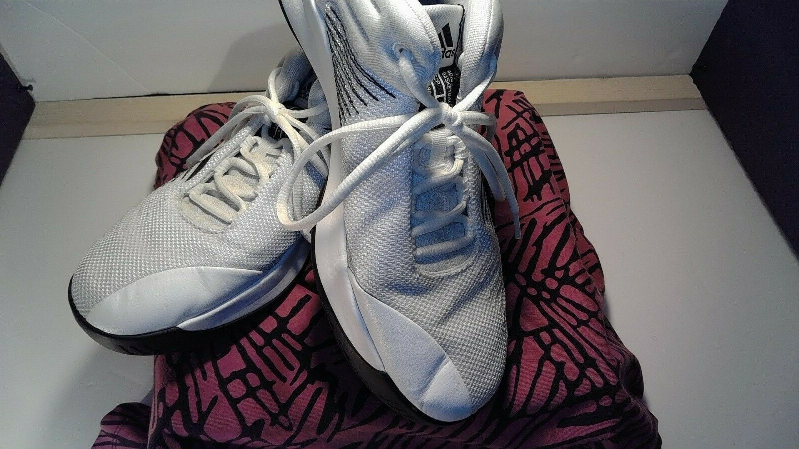 adidas men's pro spark 2018