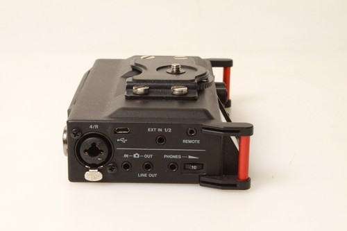 TASCAM DR-70D 4-Channel Linear PCM Audio Recorder for DSLR a - Picture 4 of 6