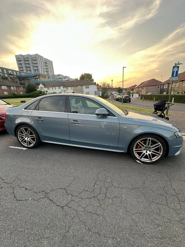 2009 Audi A4 2.0 TFSI S line quattro