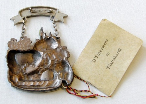 Deutschland 1979 Feuerwehr Plattenhardt Gedenkabzeichen Plakette Hochrelief - Bild 5 von 6