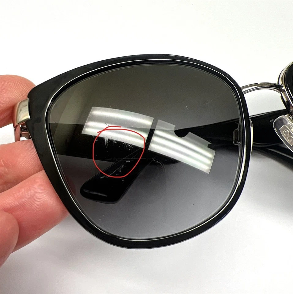 Gafas de sol Dolce Gabbana DG 2107 05/8G pulidas negras sobre plateadas rayadas Foto 4 de 4