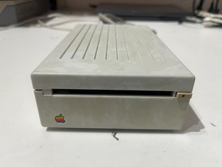 Apple A9M0106 3.5" External Floppy Drive – Vintage – Untested / As Is
