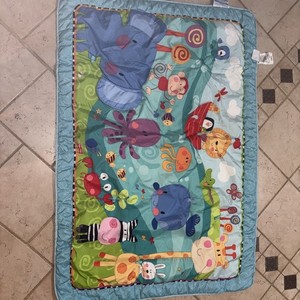 Fisher Price Baby Play Zone Animal Adventure Quilt 55” x 38.5” RARE 2012 EUC