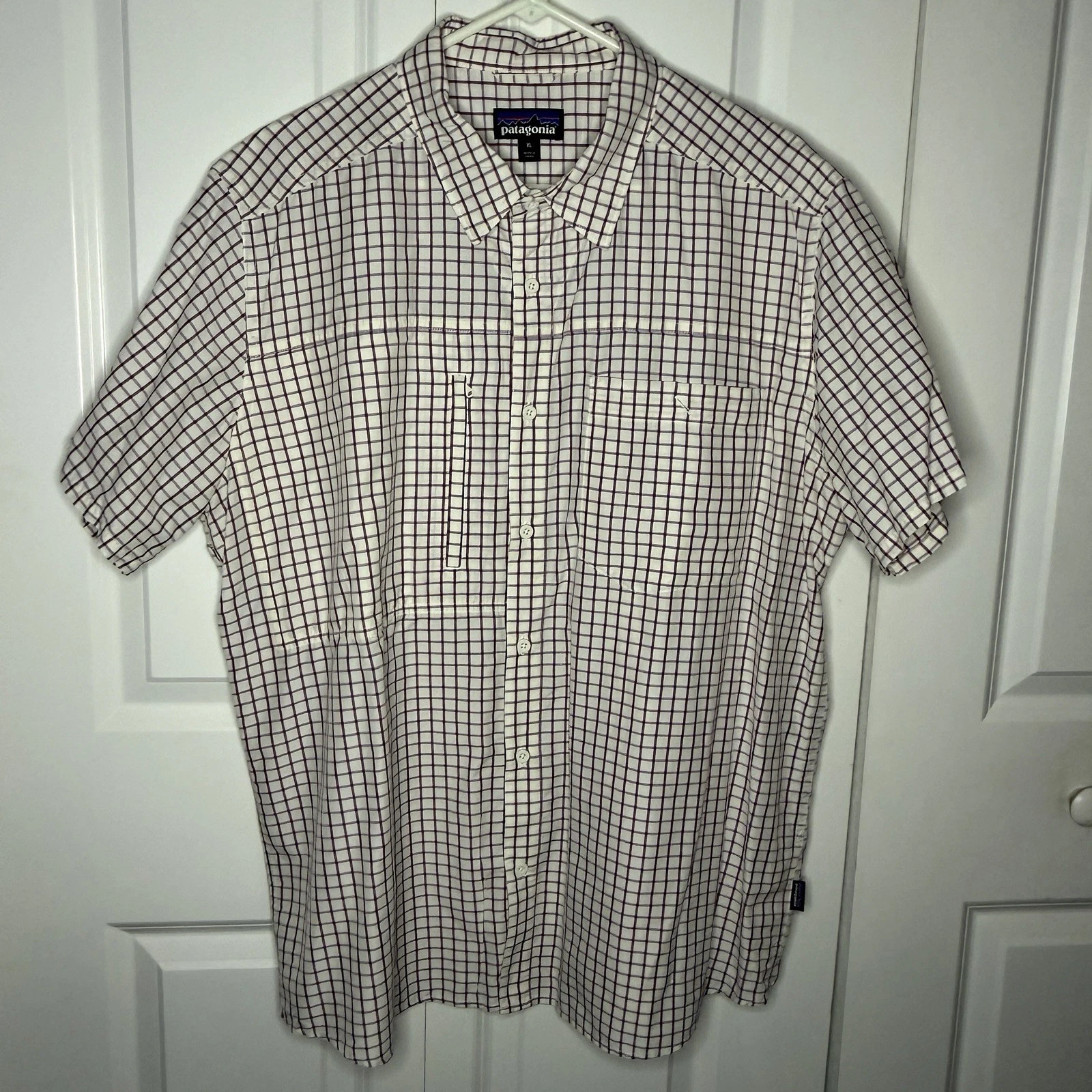Patagonia Size XL Gallegos Button Up Nylon Blend White Windowpane Fishing Hike