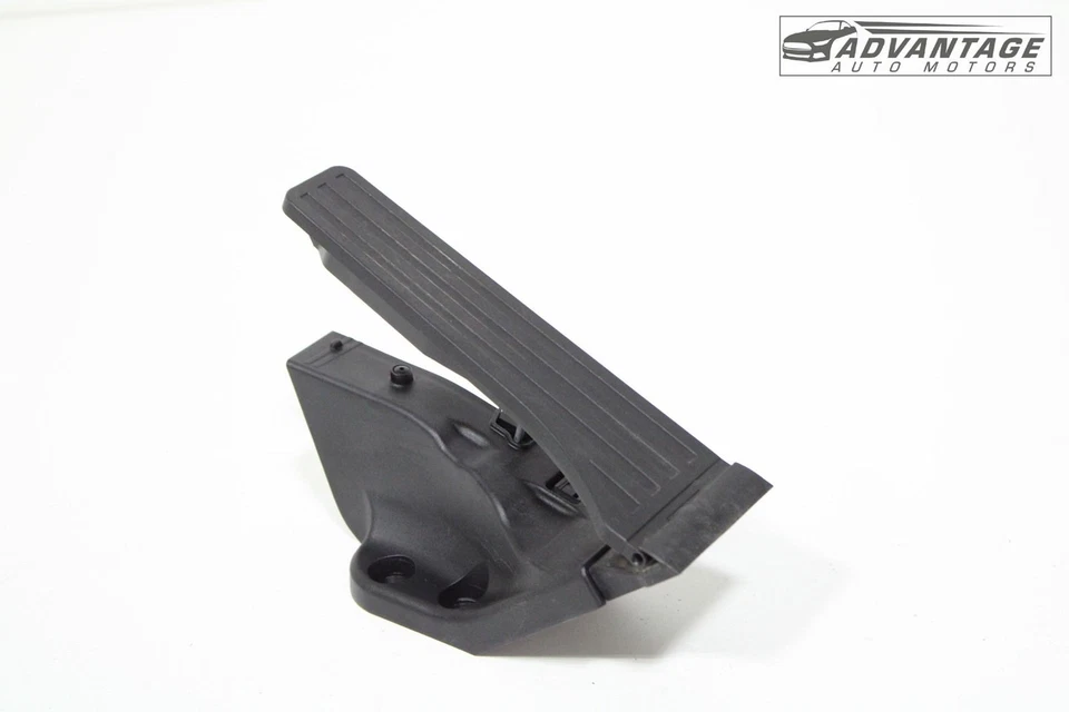 Mercedes E300 W213 2017-2019 pedal acelerador aceleración gasolina con sensor OEM Foto 2 de 4