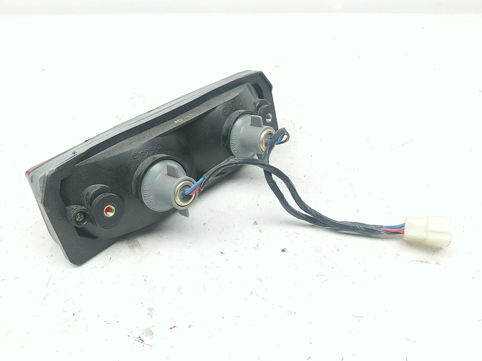 Luz de freno trasera 90 Kawasaki Ninja 500 EX500 Foto 4 de 4