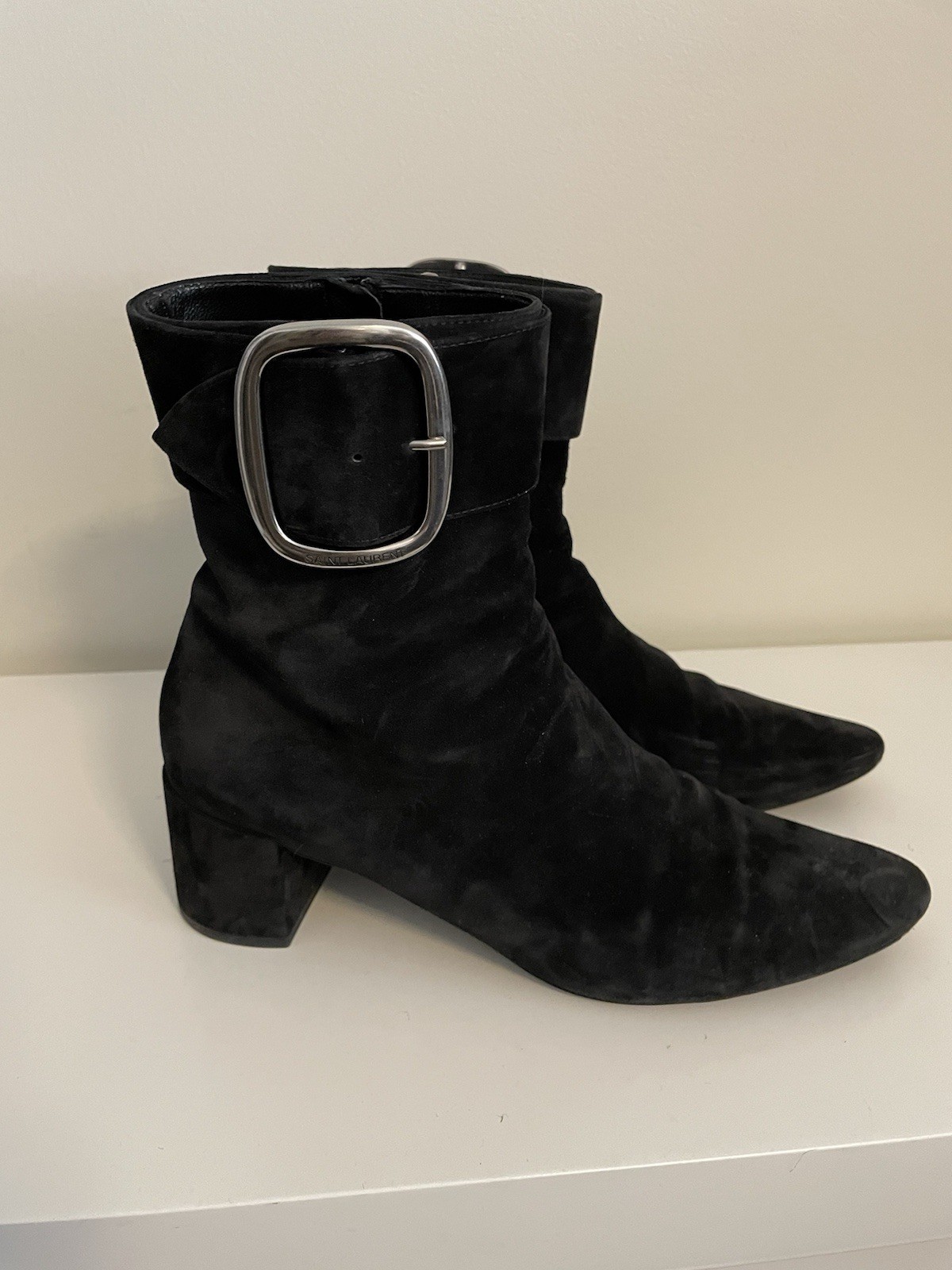 Stivaletti Yves Saint Laurent Lou 95 scamosciati scamosciati neri taglia 38 5 Cachemere Loved