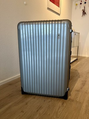 RIMOWA Salsa Essential Gr. L Check-In Koffer Farbe Silber