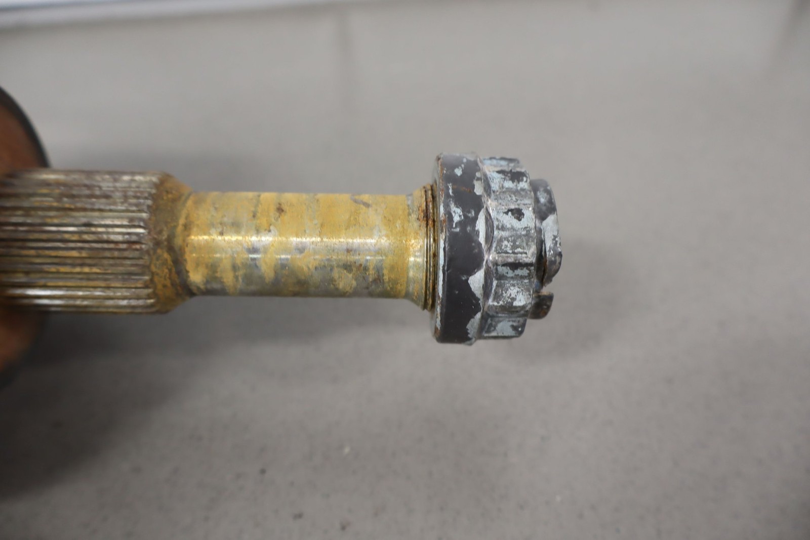 Maybach 57 2007 REAR+RIGHT Axle shaft