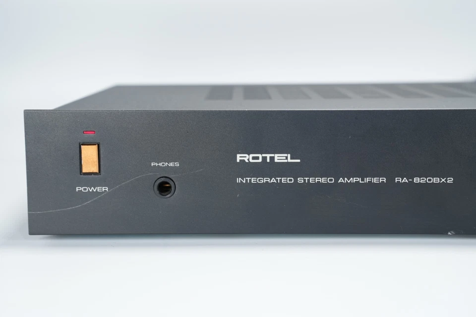 Amplificador integrado estéreo Rotel RA-820BX4 entrada de fono de colección Hi-Fi separado Foto 2 de 4