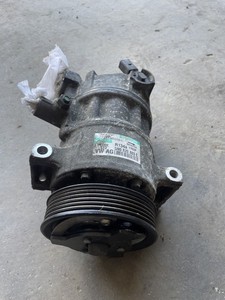 VW Volkswagen Golf 6 VI 1.6 TDI CAY Klimakompressor 5N0820803C