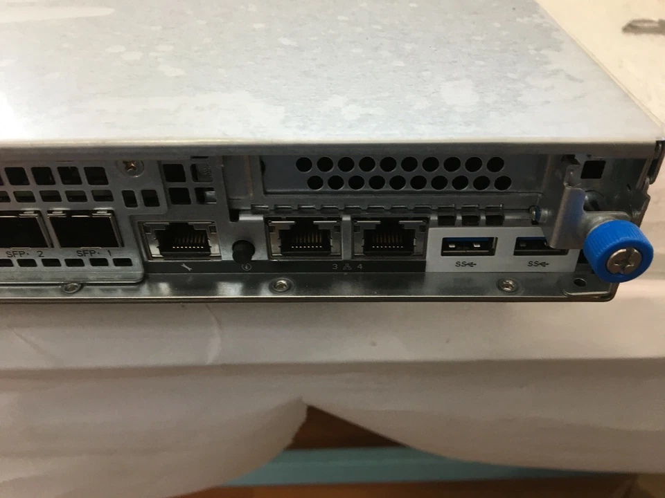 Quanta Computer Server D51PC-1U 4LFF Server w/ 16GBx4 PC4 &Dual 2620v4 - Image 4 of 4