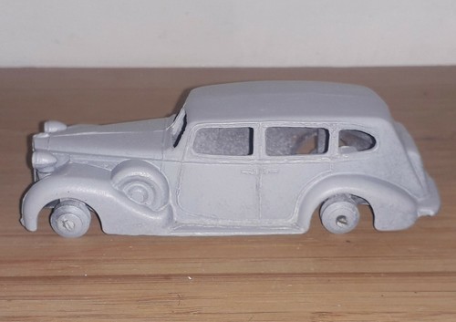 Dinky 39a Packard Super 8 for Restoration with Parts (RV615) - Picture 2 of 8
