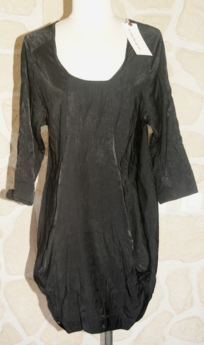 Robe Sandro noire velours T36 neuve étiquetée (Neu und originalverpackt