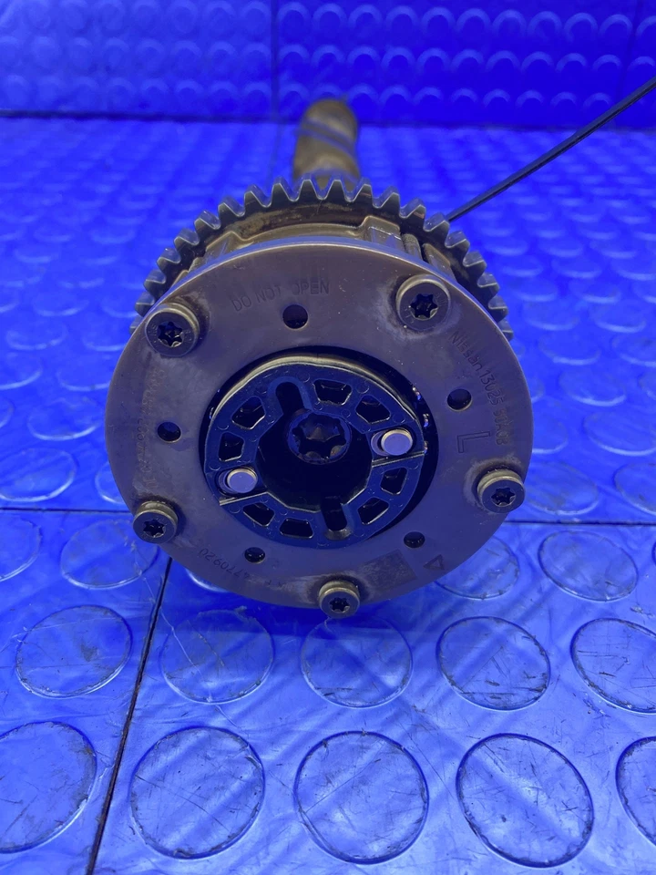 Infiniti Q60 2017-2019 3,0 L motor V6 lado izquierdo árbol de levas leva con piñón Foto 4 de 4