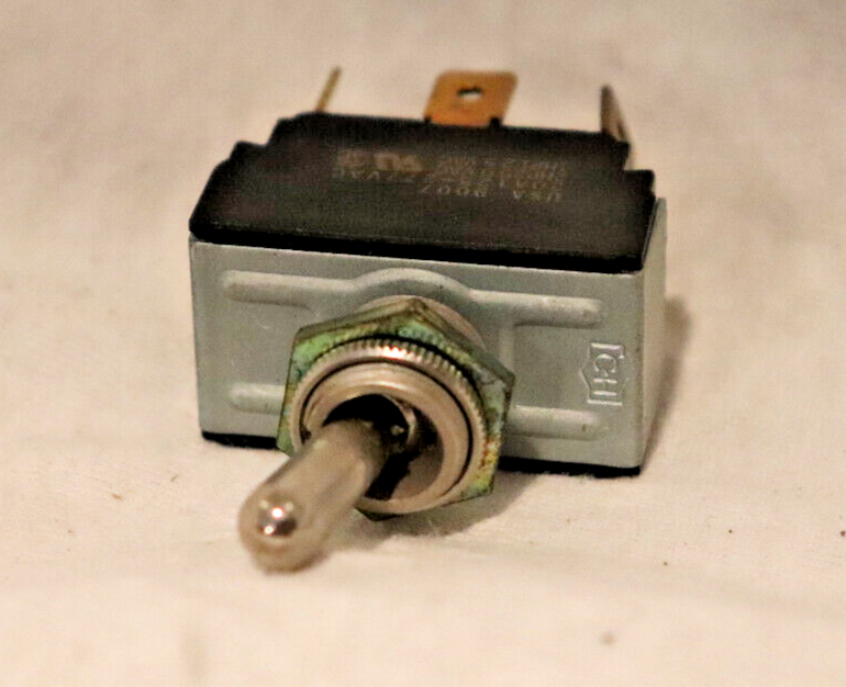 308-0406 Cummins Onan OTIII S1 Toggle Selector Switch DPDT ATS