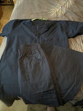 Fashion Seal Scrub Top W/ Fashion Seal Scrub Bottoms  Cherokee Scrub Bottom XS