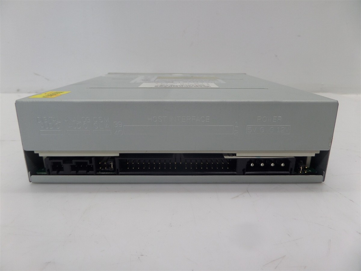 Creative Labs CT3990 Sound Blaster AWE32 Sound Card w/ CD5233E CD