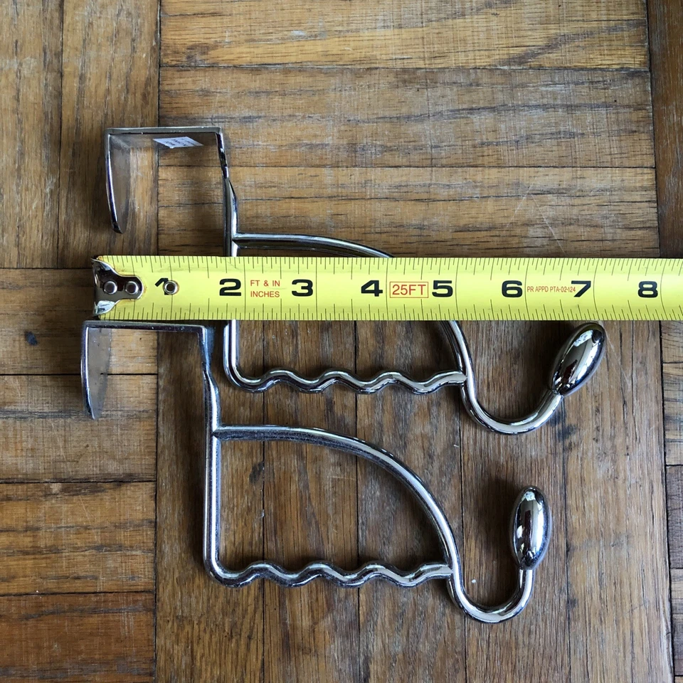 Gancho para ropa sobre la puerta 8”x 4” metal paquete de 2 cromo plata Foto 2 de 4