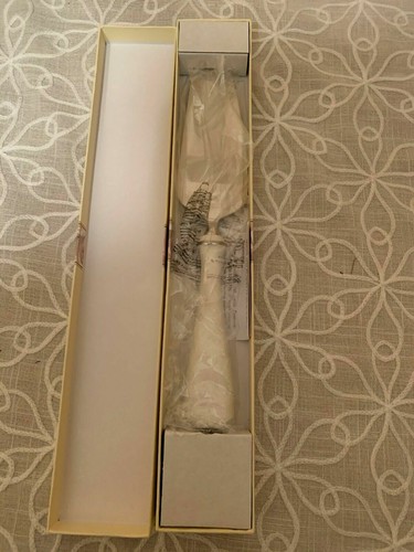 Lenox Opal Innocence Platinum Banded Bone China White Cake Server - Picture 2 of 3