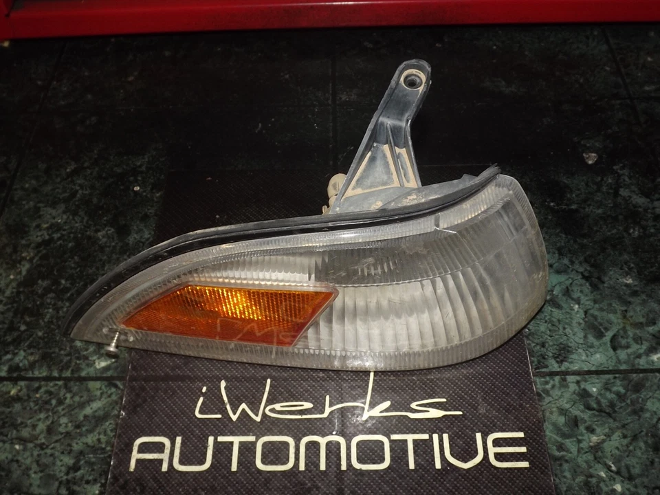 Lente de luz de esquina delantera derecha OEM 87-92 USDM Toyota Corolla E90 R 12-287 Foto 3 de 4