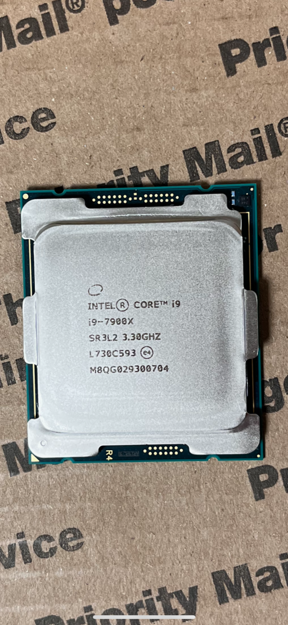 IntelCorei9-7900XSR3L23.30GHz10-Core13.75MLGA-2066CPUProcessor