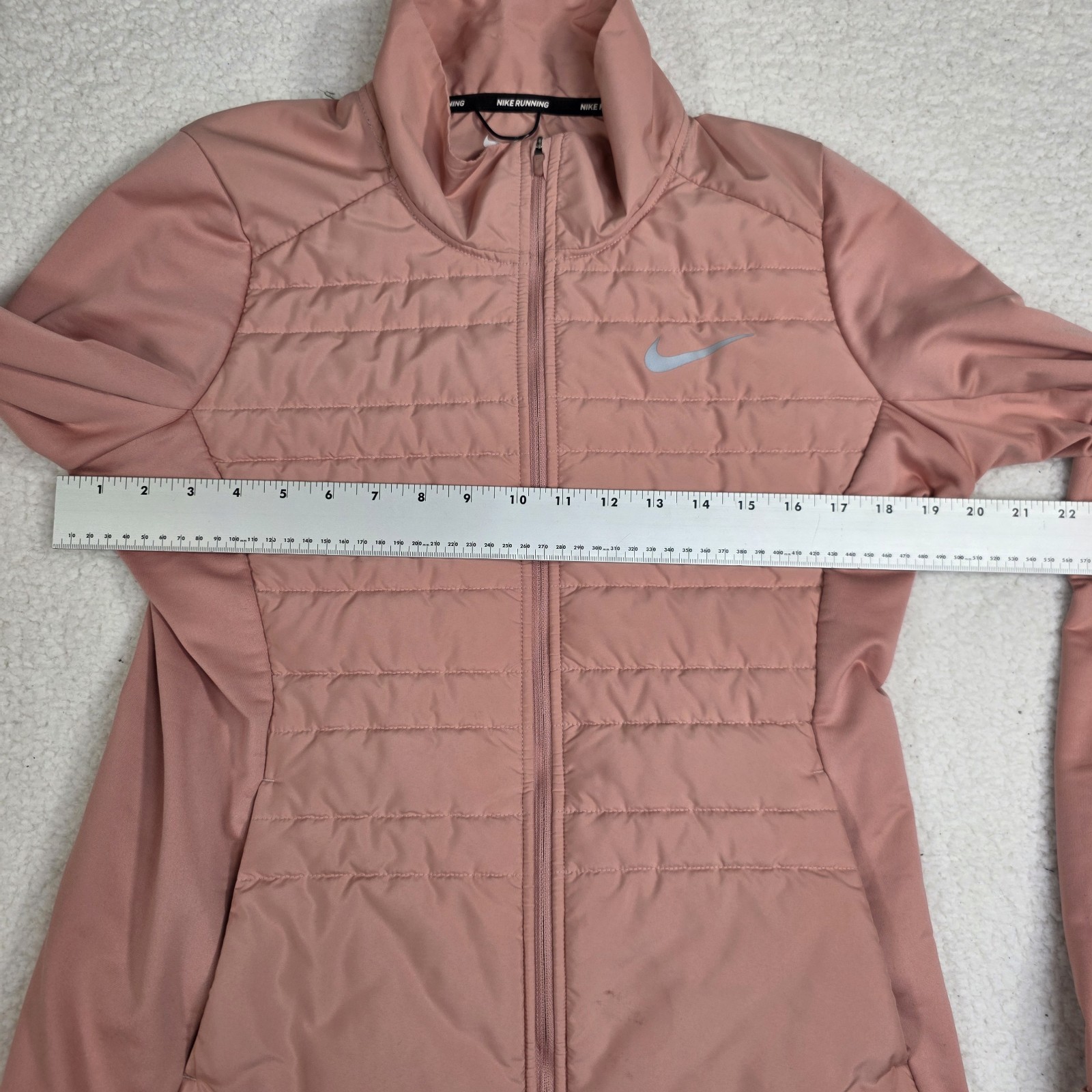Nike Running Essentials Filled Running Jacket Wom… - image 8