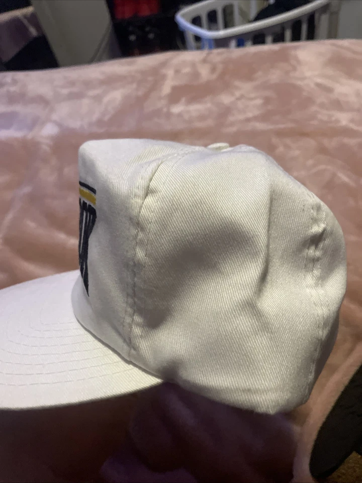 Chapéu Snapback Vintage Anos 80 Reebok - Imagem 3 de 4