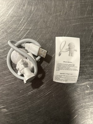 USB ASTRONAUT LED NIGHT LIGHT - FLEXIBLE ASTRO SPACEMAN NIGHT LITE FOR LAPTOP PC