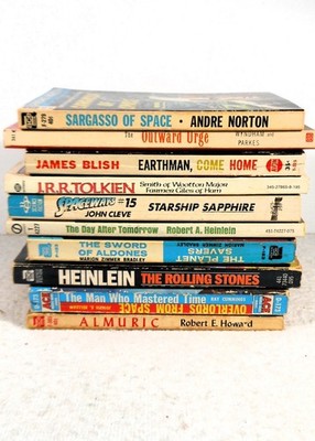 VINTAGE SCI-FI/FANTASY PAPERBACK LOT (10 Books 1949-1984) Ace Doubles + Classics