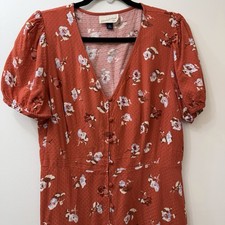 Universal Thread Women  s Red Orange Floral Print Short Sleeve Button Dress M