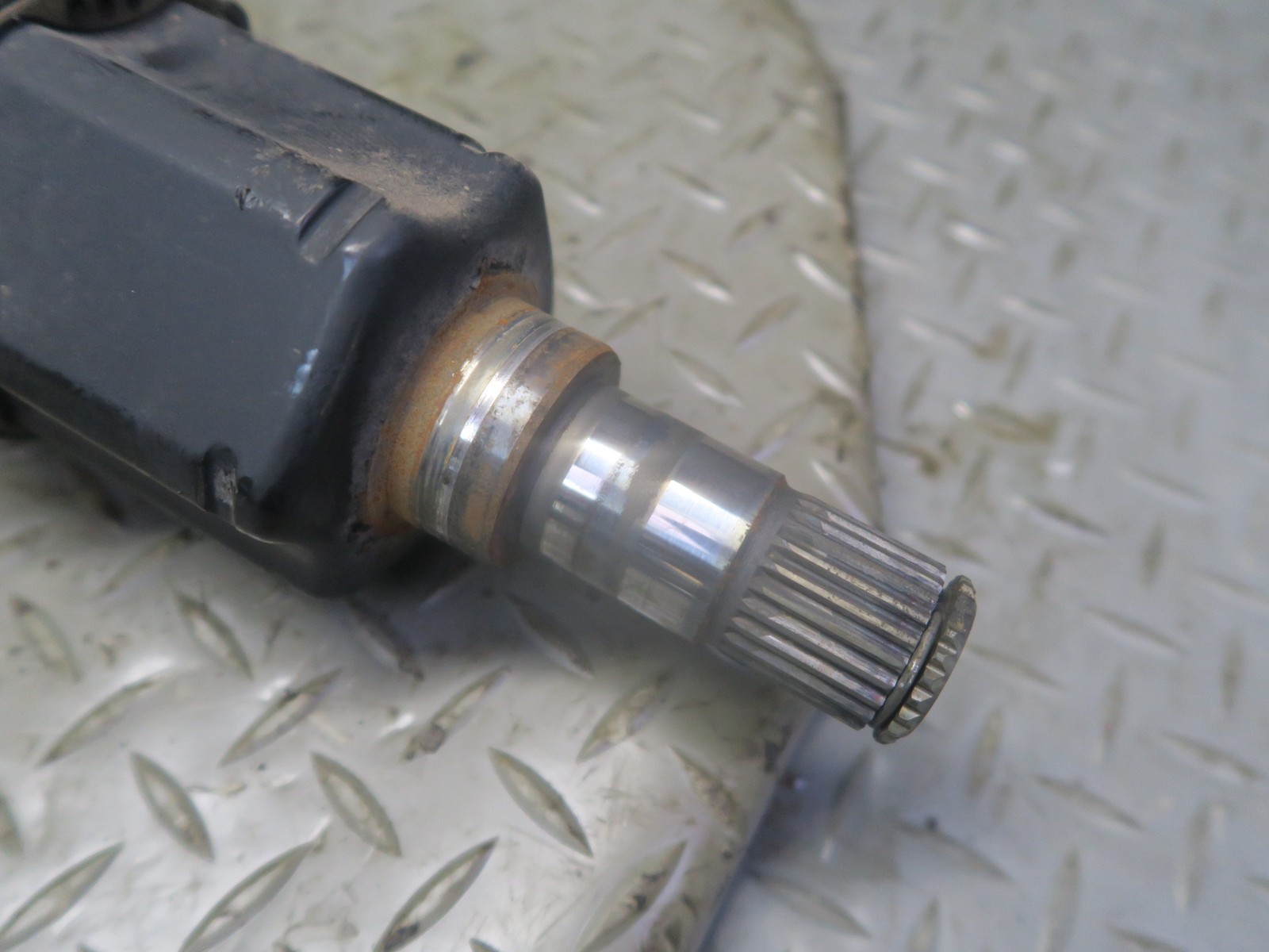 Maserati Quattroporte S Q4 2014-2021 Front Right Axle shaft