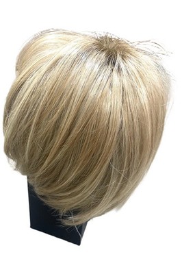 Toni Brattin Confidence Bob Cut Wig Wig Medium Blonde