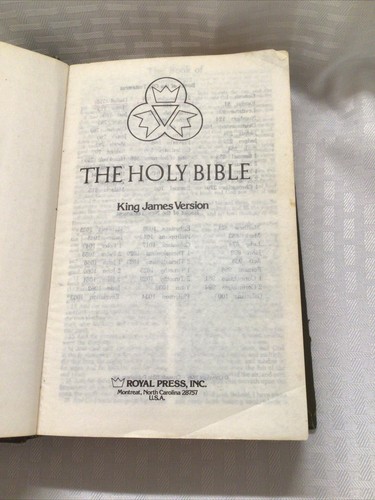 The Holy Bible KIng James Version Red Letter Royal Press 1976 - Picture 6 of 8