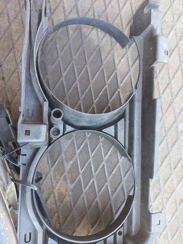 Front Headlight Grille BMW 5 Series E34 Left and Right 5113 8148311 8148312 + Ci - Picture 3 of 6